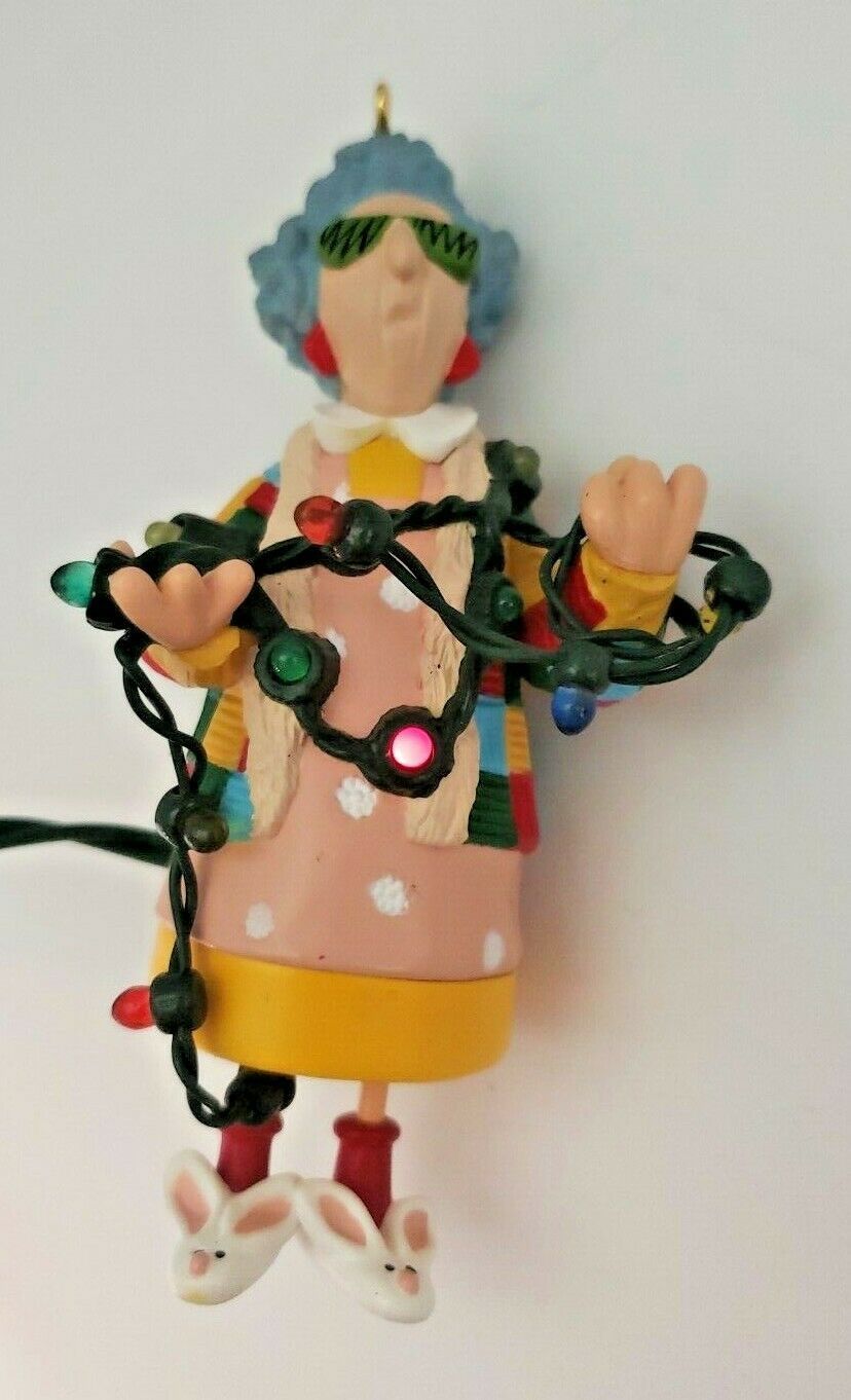 Hallmark 1994 Christmas Ornament Keepsake Maxine Blinking Lights Works