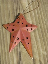WD1382R - Red Metal Star Christmas ornament - $1.95