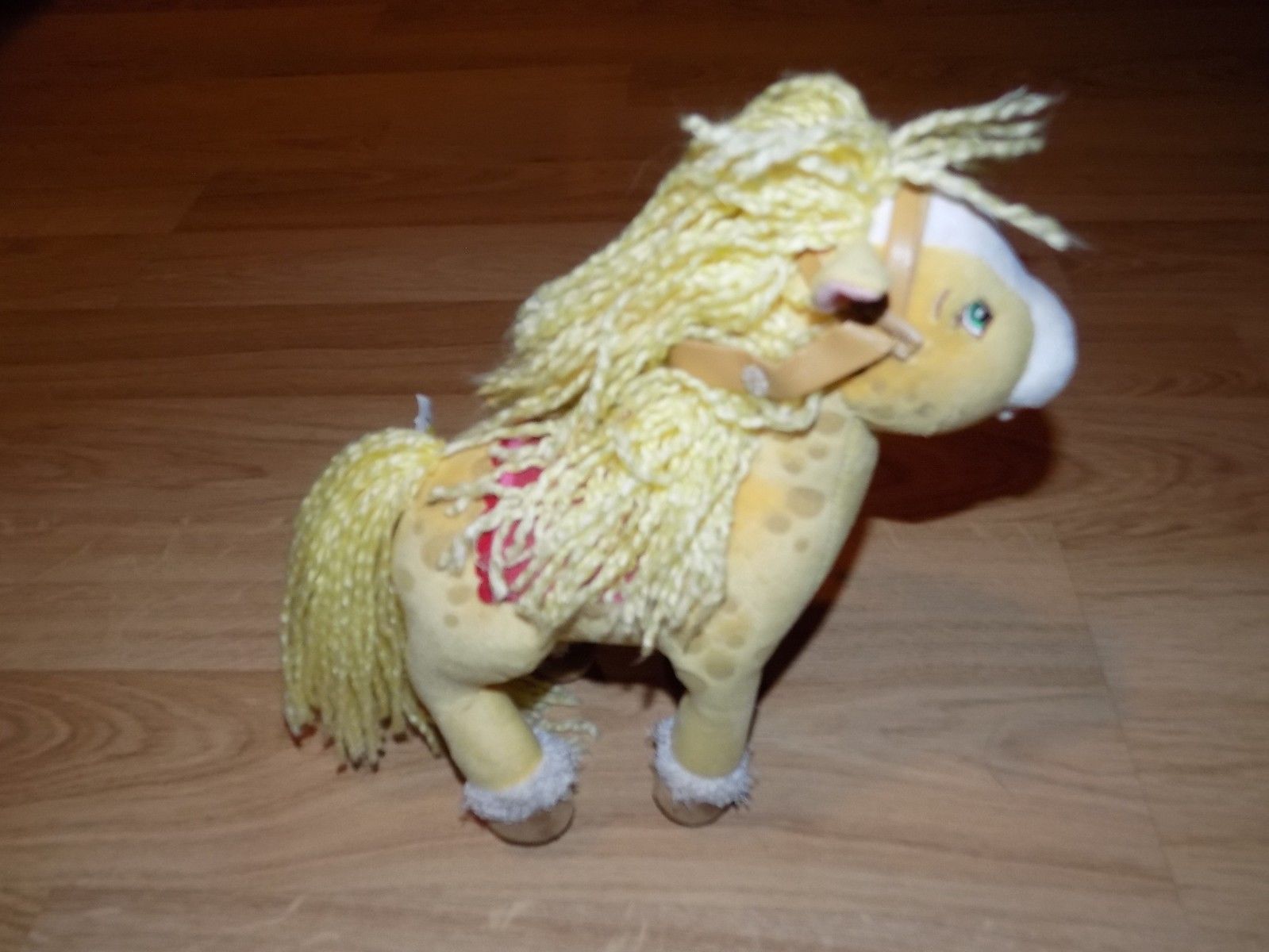 strawberry shortcake horse toy