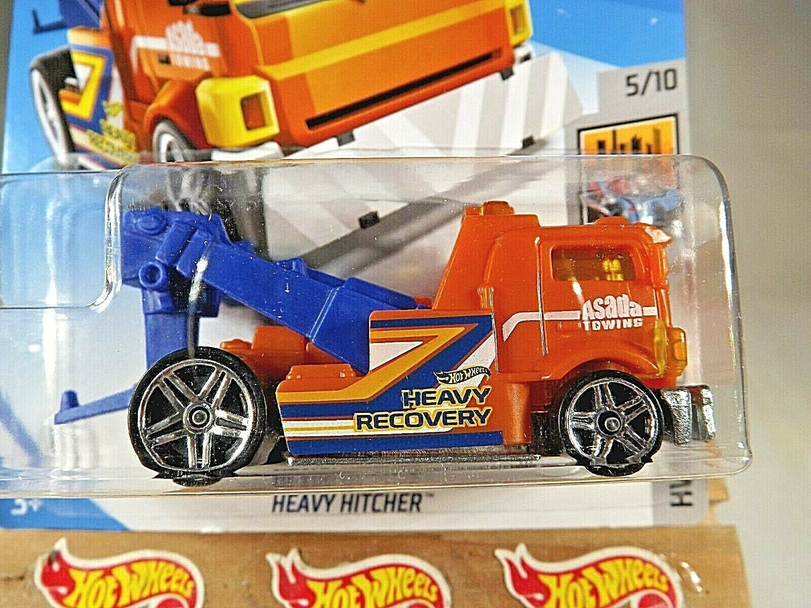 2019 Hot Wheels 129 HW METRO 5/10 HEAVY HITCHER Tow Truck Orange w/Pr5 Spokes Contemporary