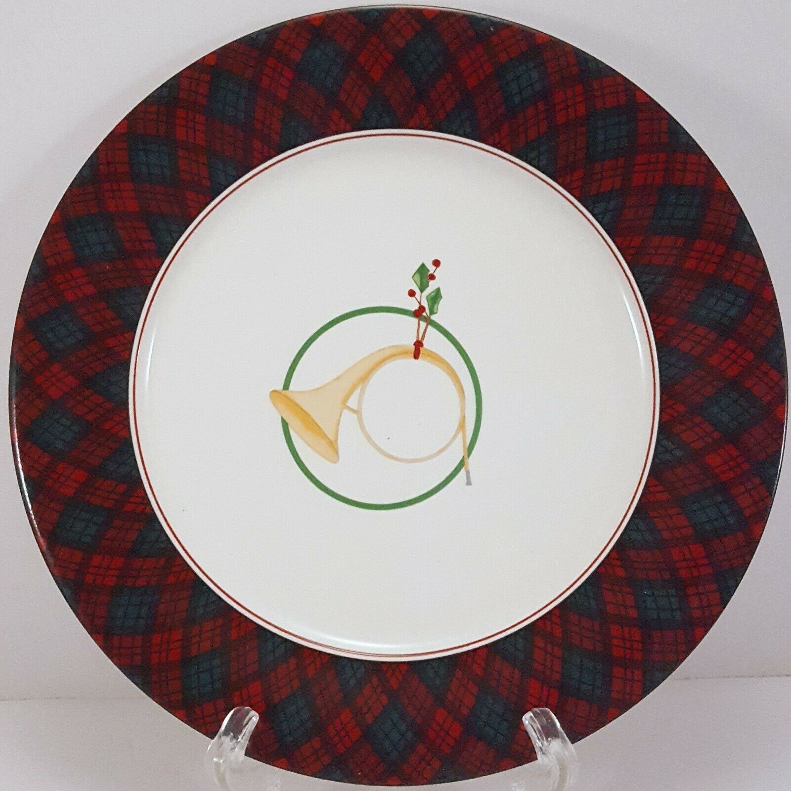 Arita Tartan Salad Plates Set of 6 Christmas Accent Plates Red Green Plaid 75/8 Made in Japan