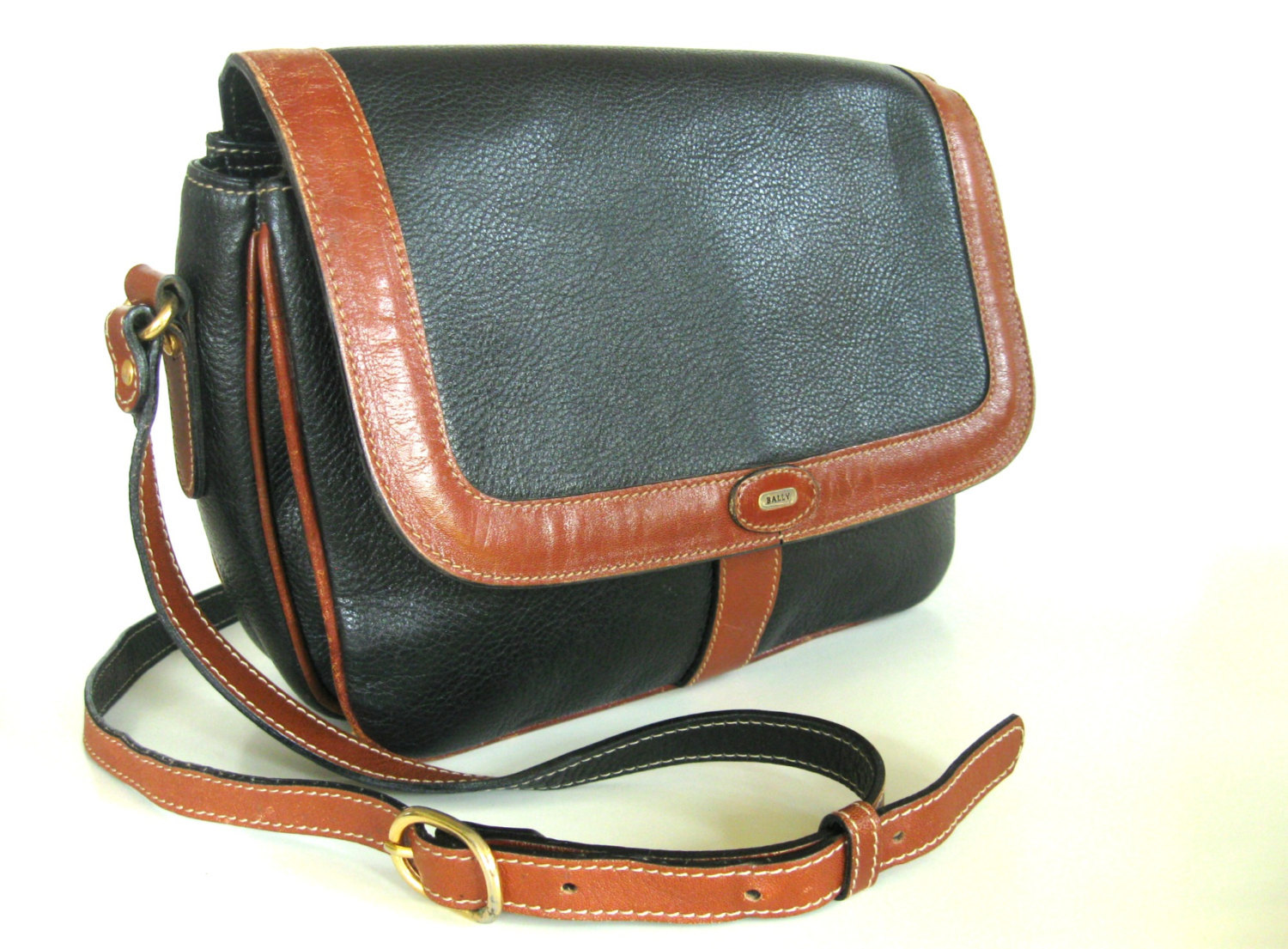 Vintage Bally purse. Sturdy dark navy blue / black pebble leather with ...