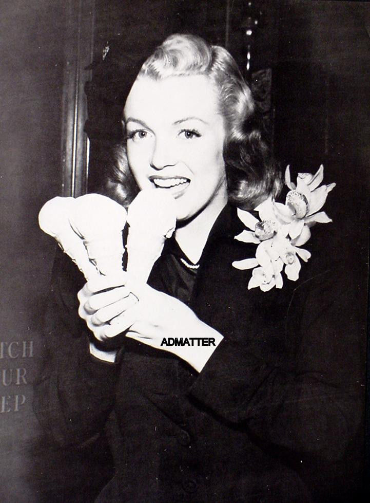vintage Marilyn Monroe Poster 3223