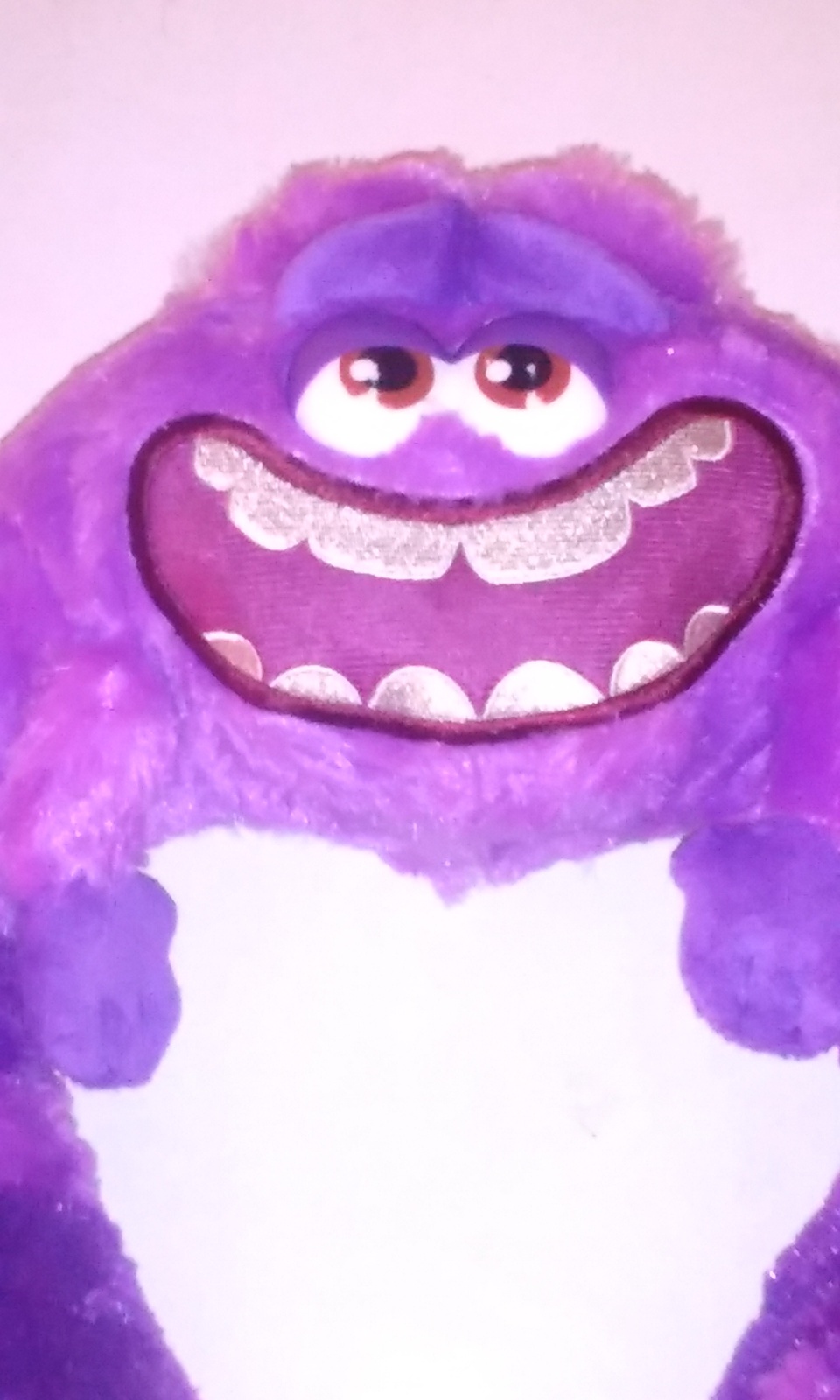 Disney / Pixar 10 inch plush talking Art Monsters University TV