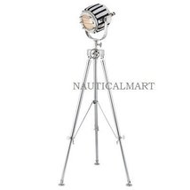 NAUTICALMART CLASSICAL DESIGNER STUDIO TRIPOD FLOOR LAMP