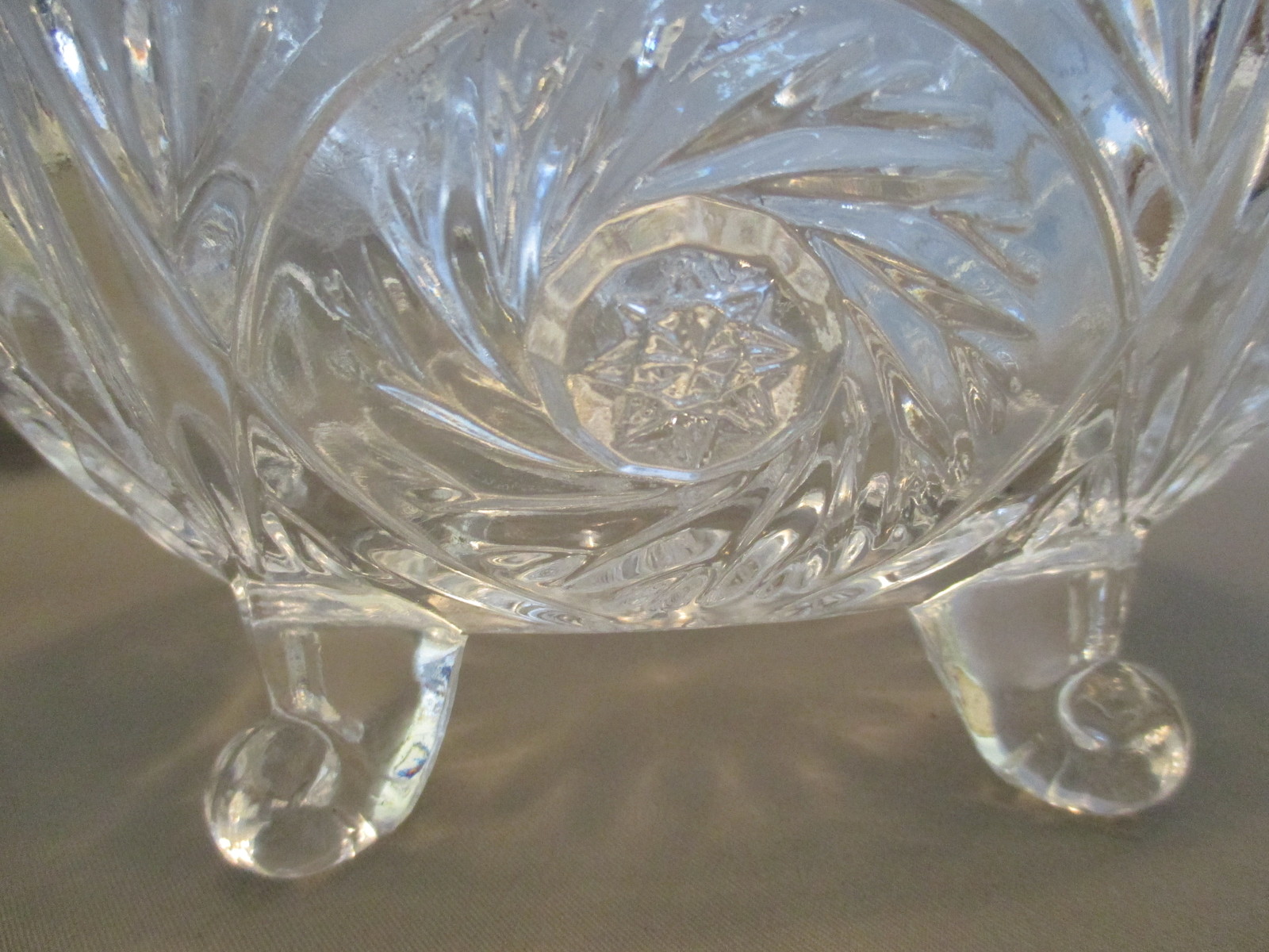 Oval 4Legged Lead Crystal CutGlass Bowl Small Dish Pinwheel Design
