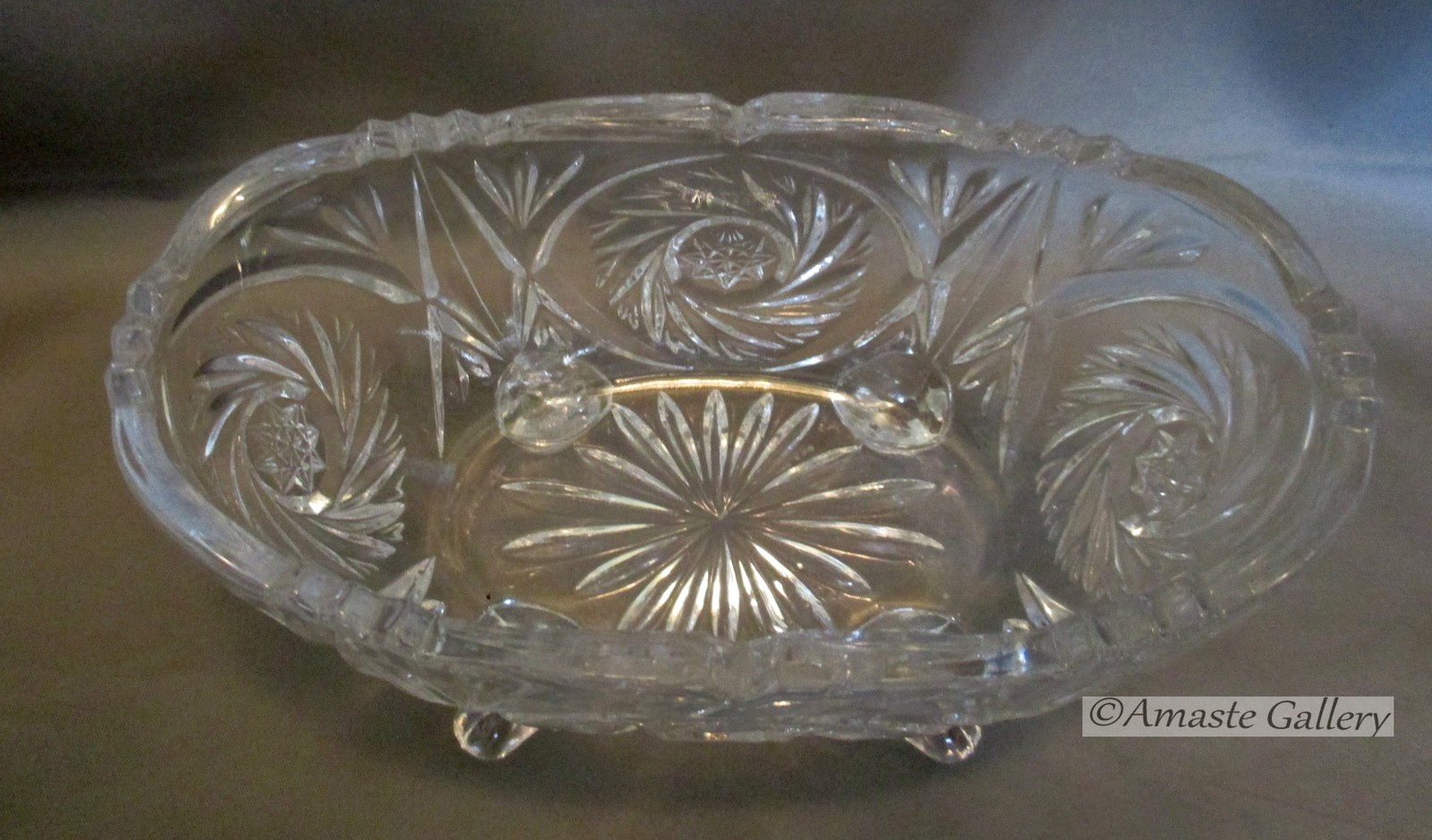 Oval 4Legged Lead Crystal CutGlass Bowl Small Dish Pinwheel Design