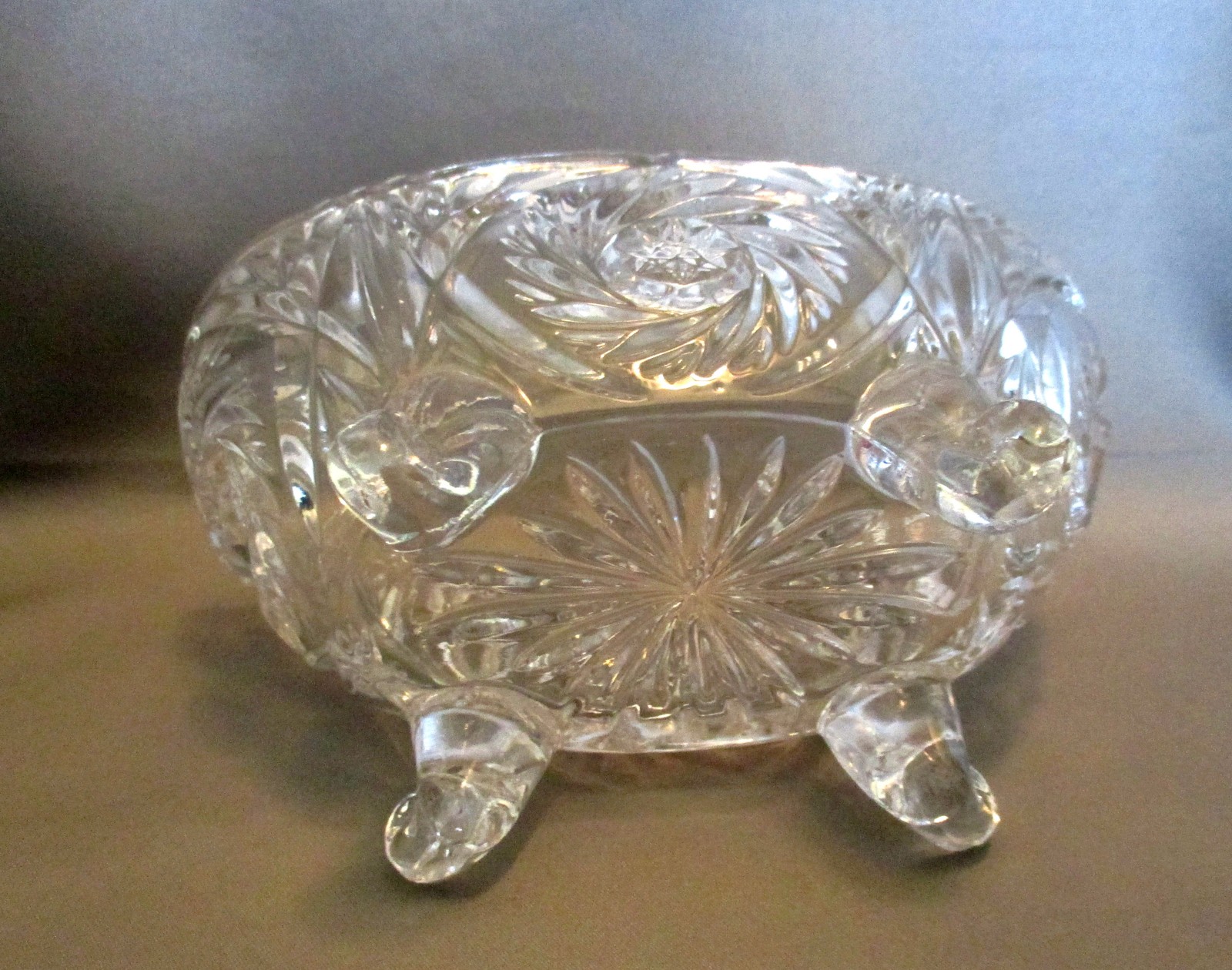 Oval 4-Legged Lead Crystal Cut-Glass Bowl Small Dish Pinwheel Design ...