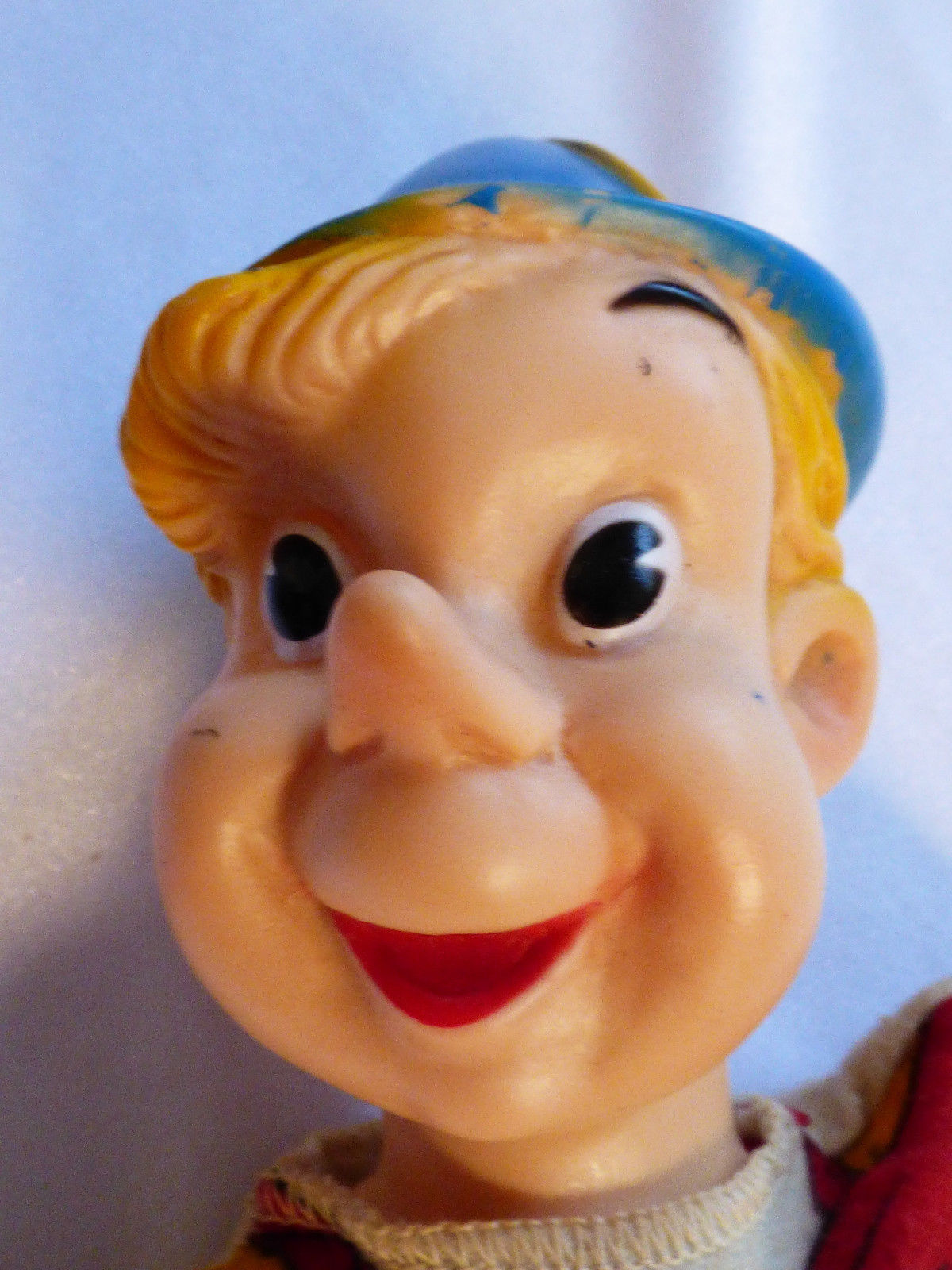 Vintage 1960s Pinocchio doll toy glove hand puppet rubber head cloth