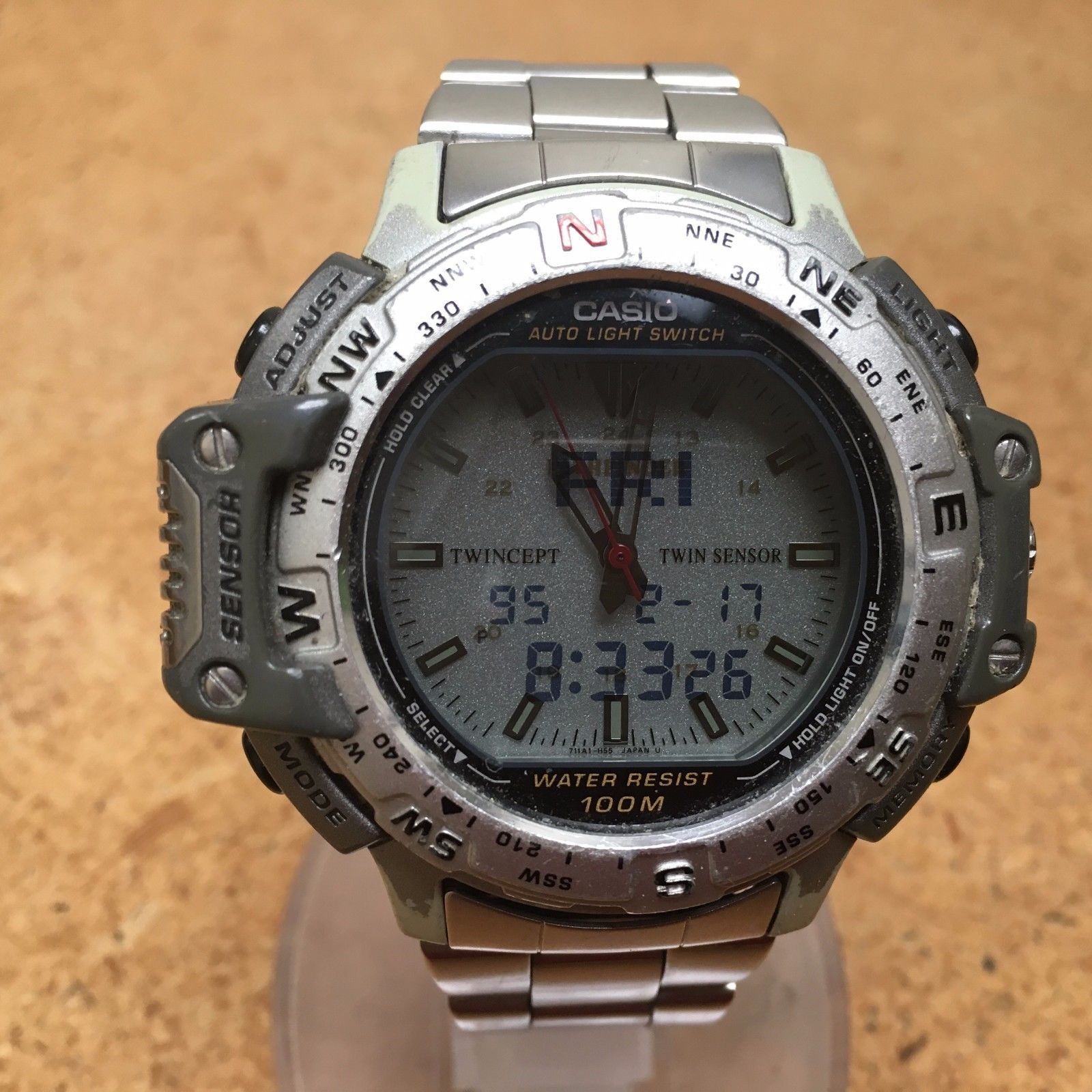 Rare Casio Pathfinder PAT500 Men Analog Digital Compass Temp Alarm