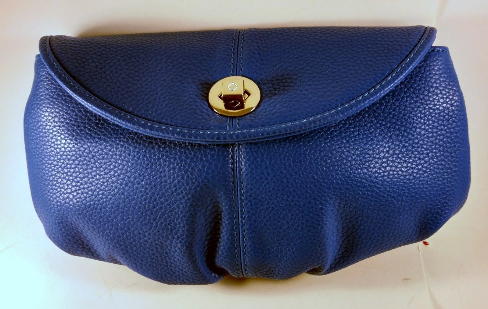 Purses At Wrigley at Dorothy Graham blog