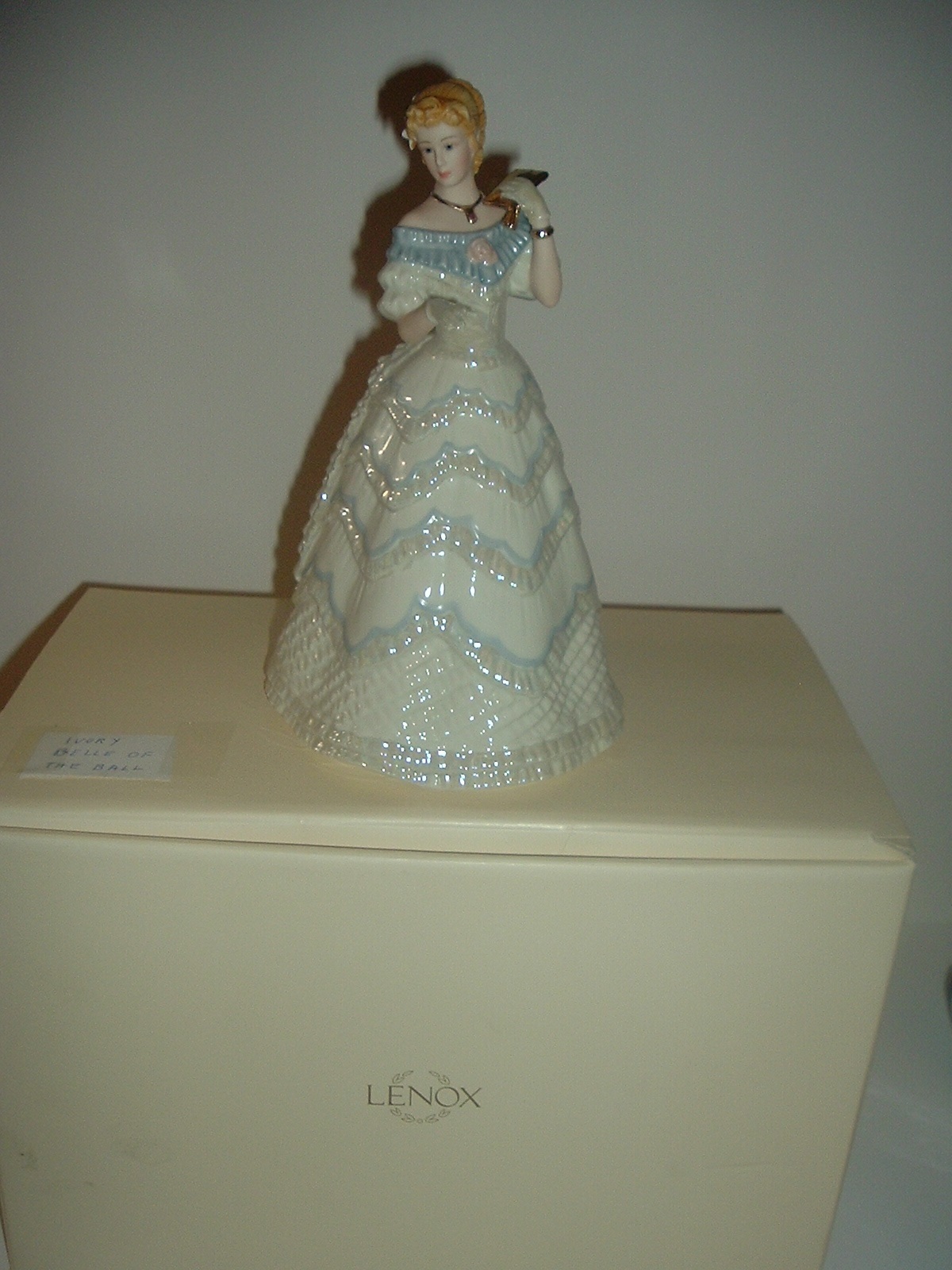 Lenox Ivory Belle Of The Ball Lady Figurine In Box Figurines