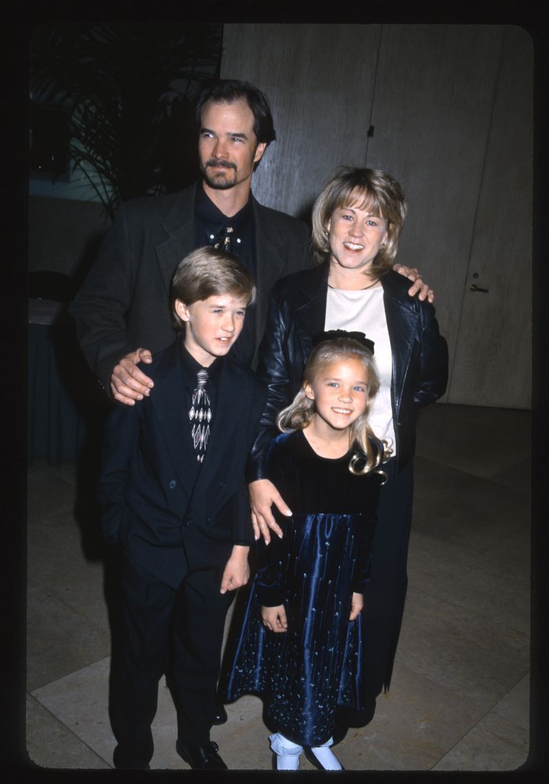 1999 HALEY JOEL OSMENT & FAMILY Original 35mm Slide Transparency ACTOR ...