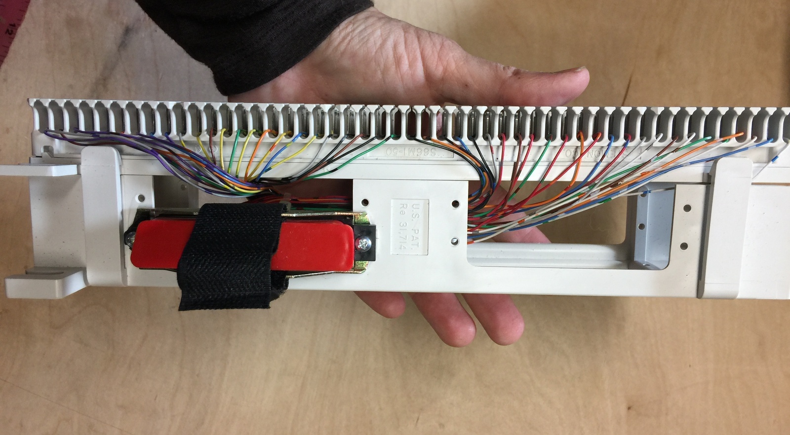 SIEMON S66M150 Split 66 & S66M Punch Down Block Splice Panel Wired w