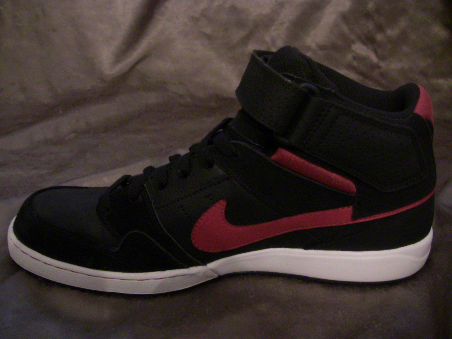 Men's NIKE MOGAN 407360 Black/Red Leather Sneakers Shoes - RIGHT SHOE ...