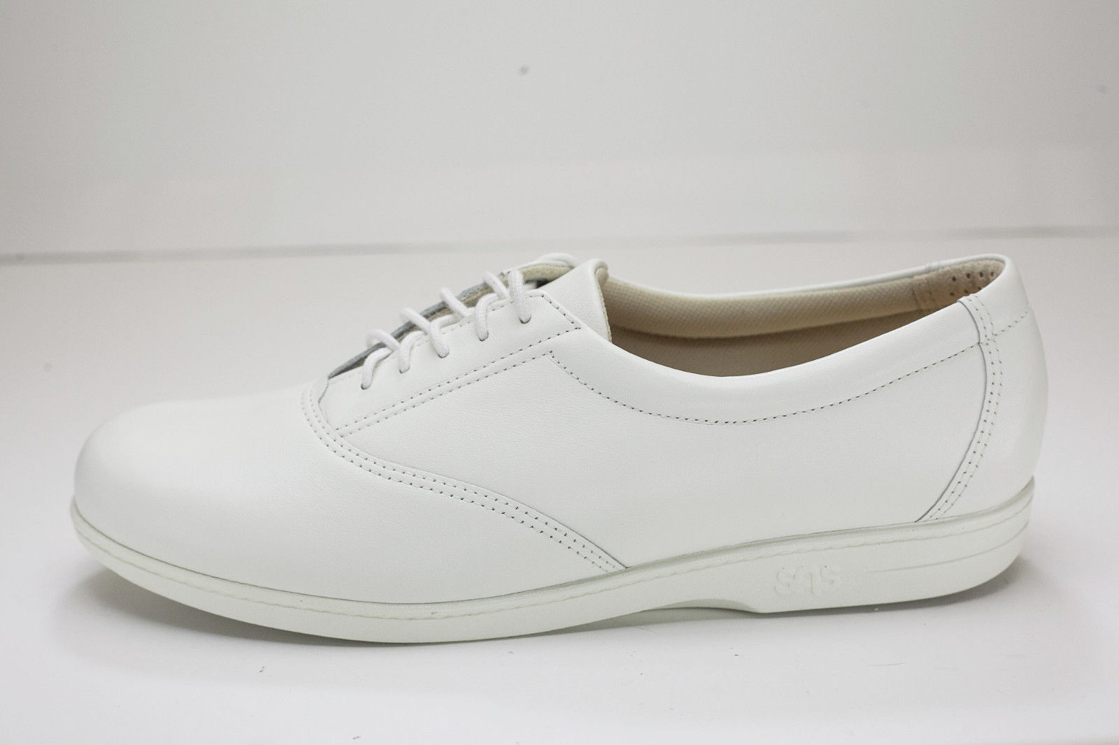 SAS 9.5 Narrow White Oxford Shoes Womens and similar items