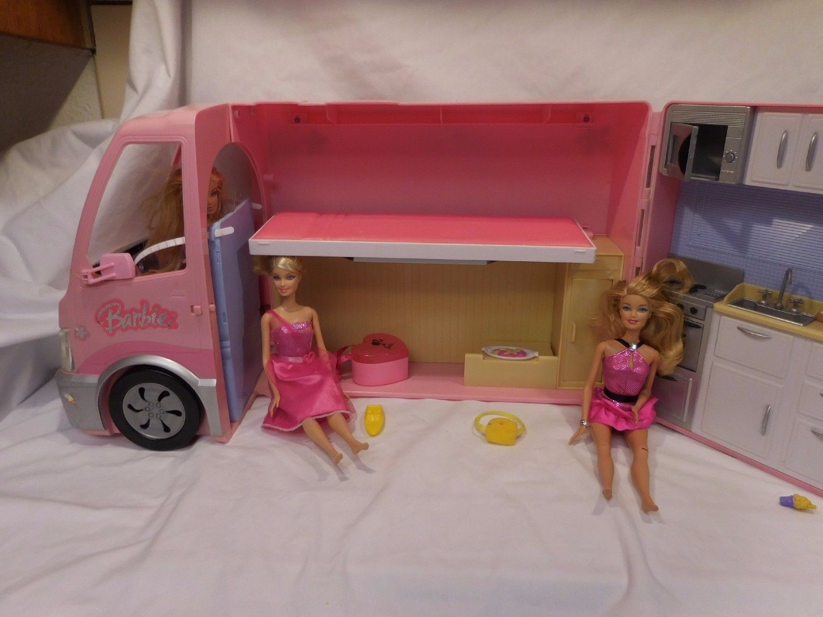 barbie motorhome 2006