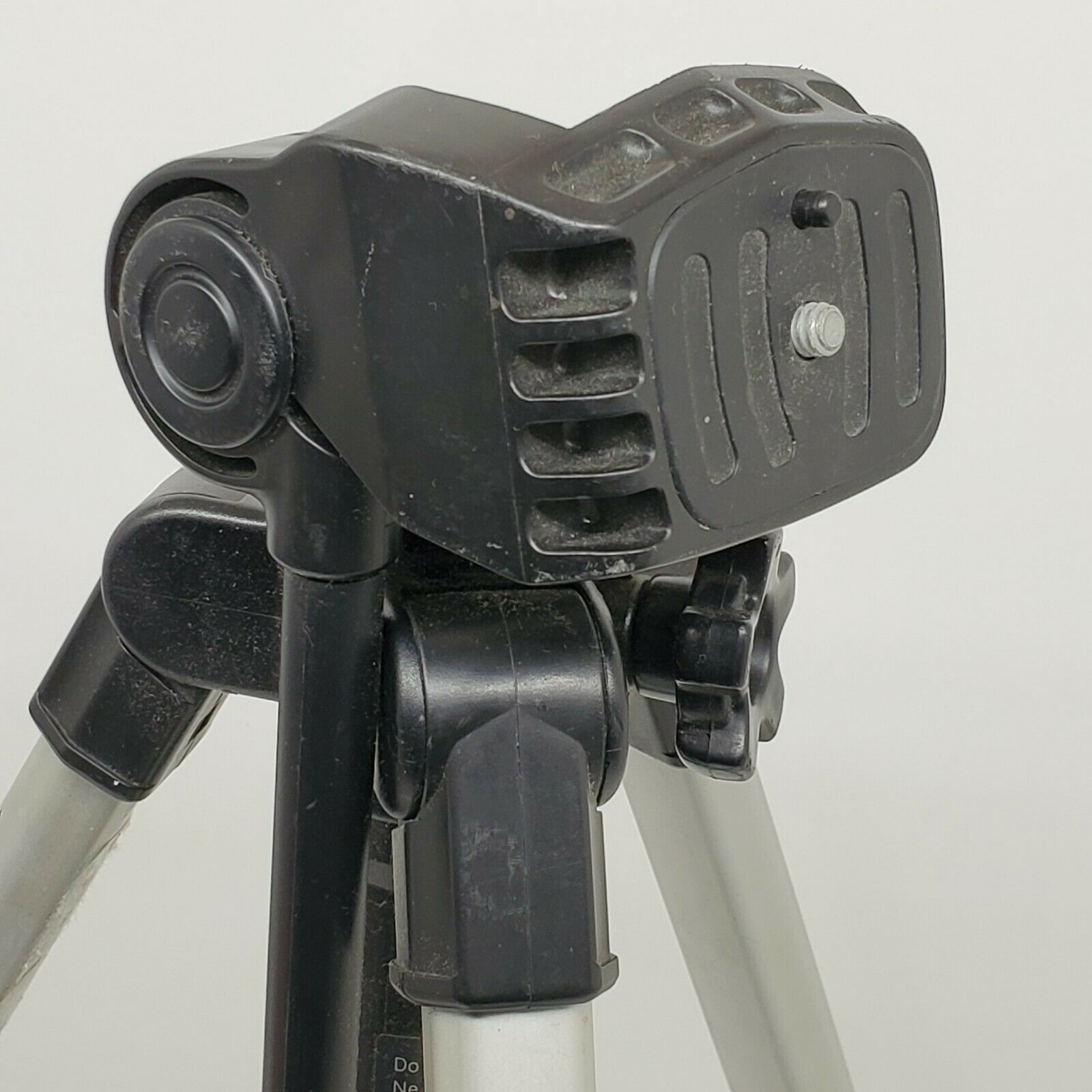 Velbon CX 300 Camera Tripod silver black (de) Tripods & Monopods