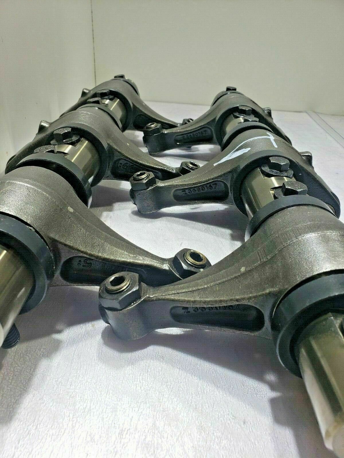 Rocker Arm Assembly Shafts Rocker Levers Cummins ISX15 3679418 OEM