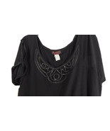 Women&#39;s Short Sleeve Shirt Plus Size 1X in Black Satin Embellishments - $13.50
