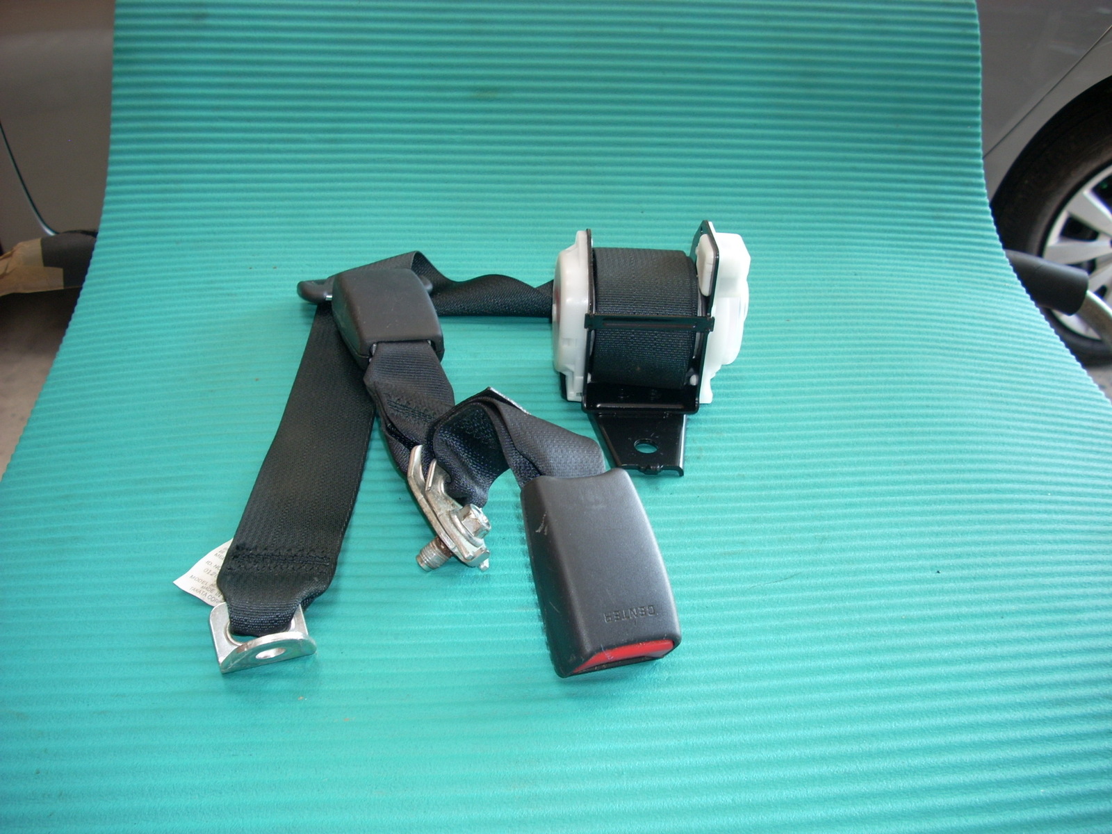 2012 MAZDA 3 BLACK RIGHT REAR SEAT BELT WITH BUCKLE