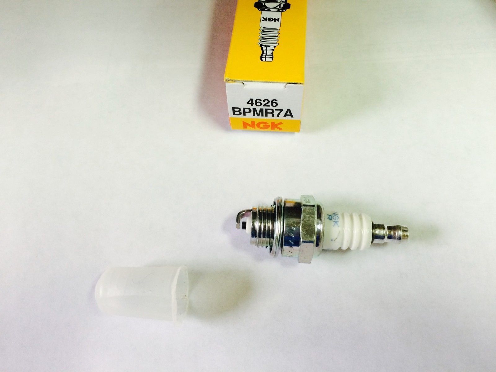 009, 010, 011, 012 Stihl Chainsaw Spark Plug *New* Chainsaw Parts & Accs