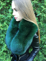 Finn Fox Fur Collar 43' (110cm) Fur Boa Saga Furs Big Scarf Green Fur Stole image 2