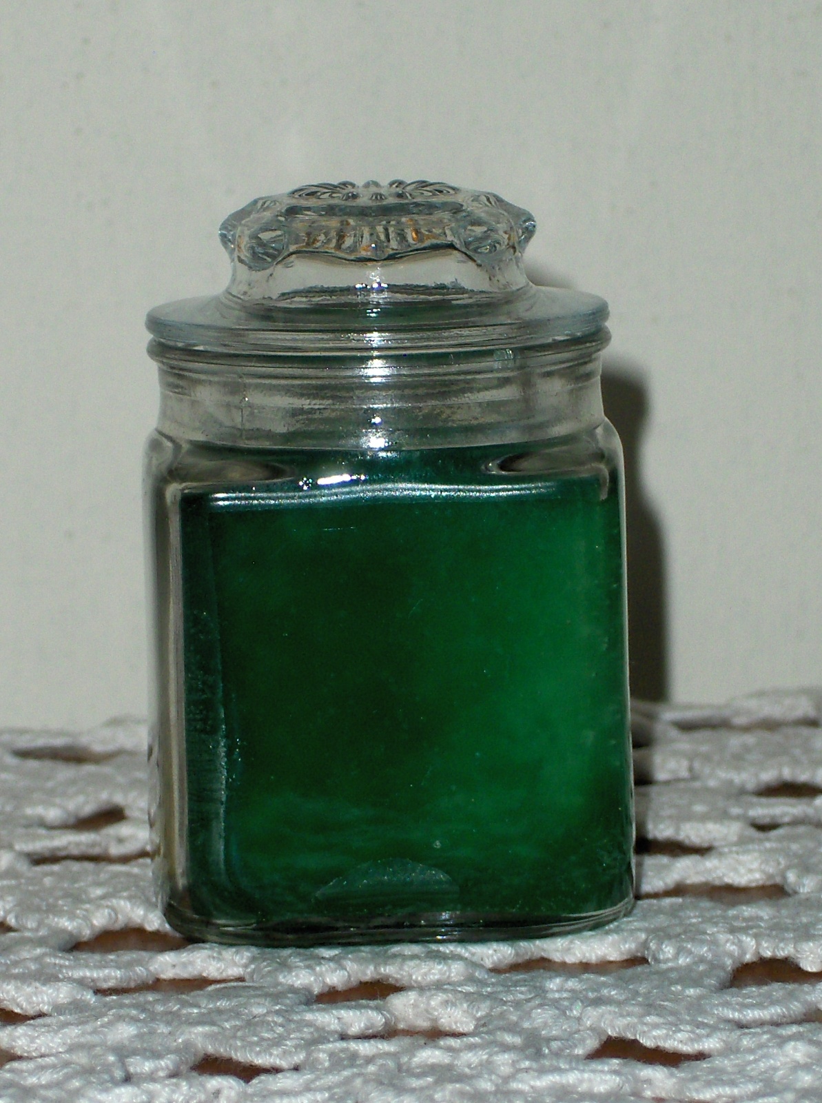 Yankee Candle EUCALYPTUS Small Jar Candle 3.7 OZ Candles, Candle Holders