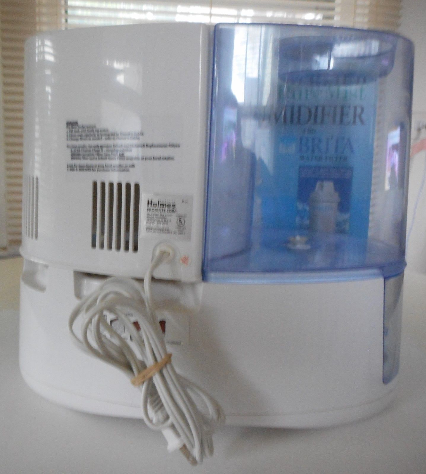 Holmes Pure Mist Humidifier with Brita Water Filter HM2200 Humidifiers