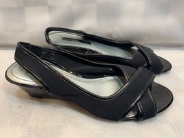 BANDOLINO Black Strap Heels Women&#39;s Shoes 7.5 M - $11.57