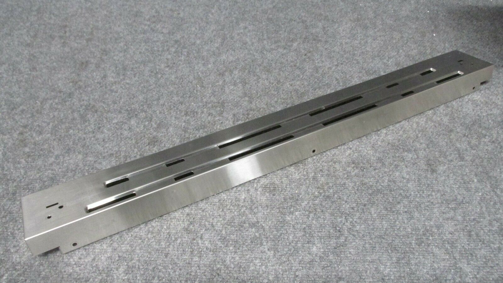 318580601 KENMORE FRIGIDAIRE RANGE OVEN VENT TRIM Cooking Appliance Parts