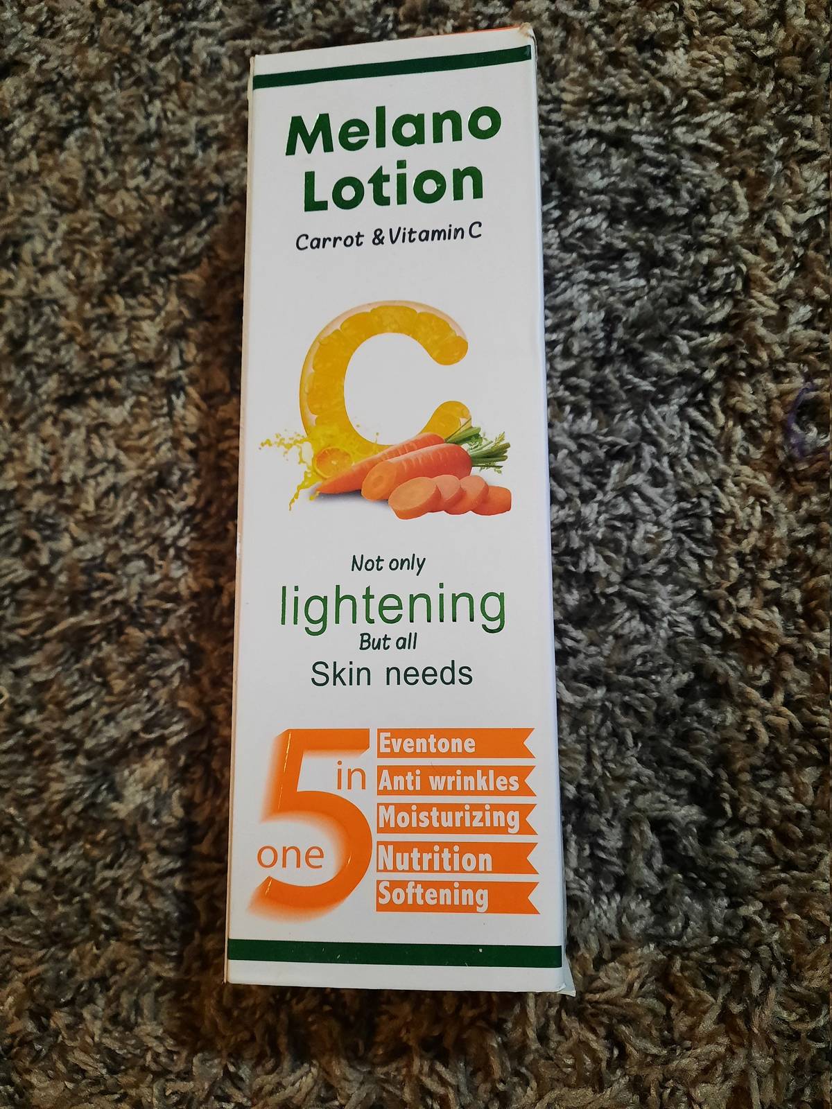 Melano lotion with Carrot and vitamin C.300ml