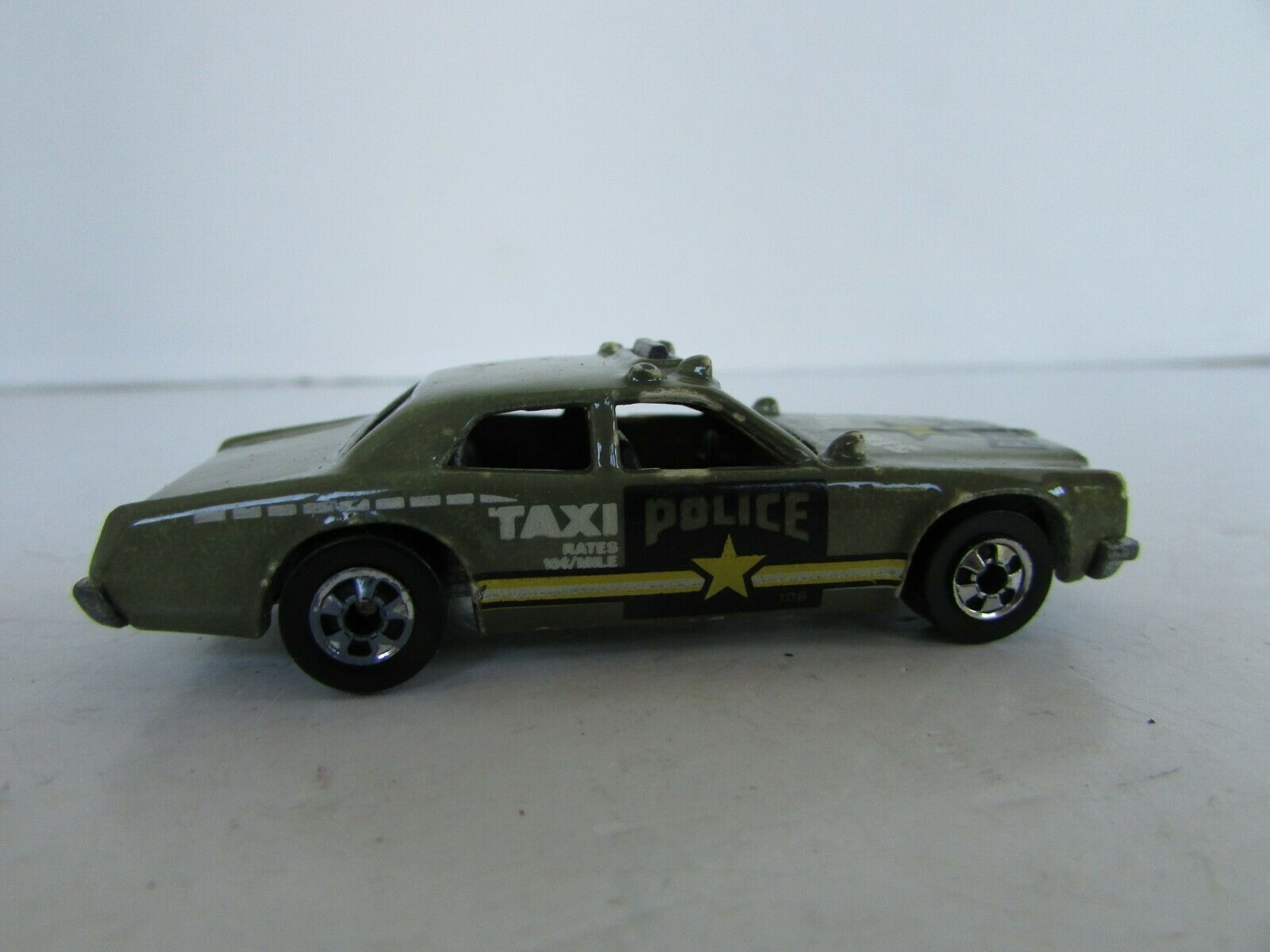 hot wheels star taxi police car