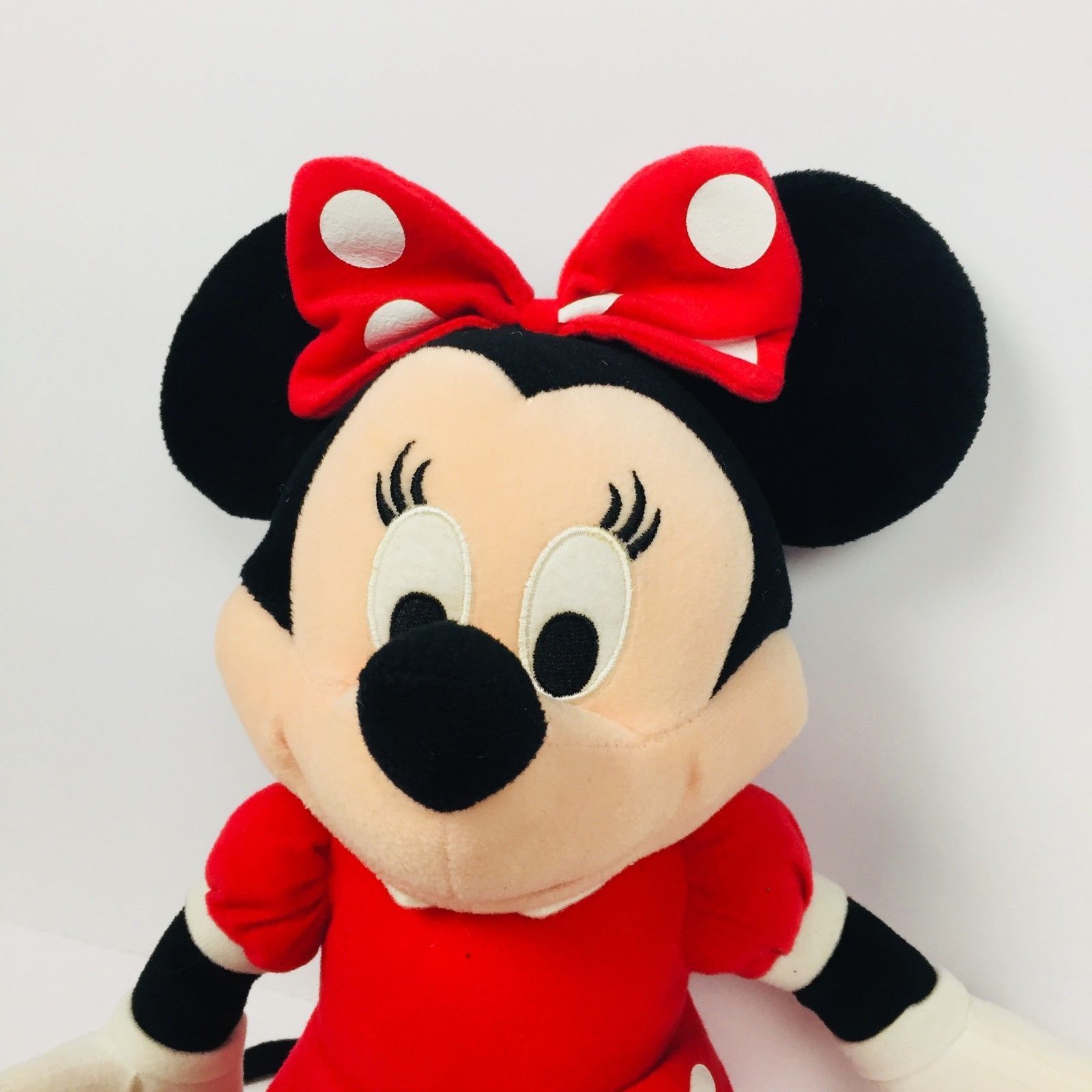 minnie plush toy