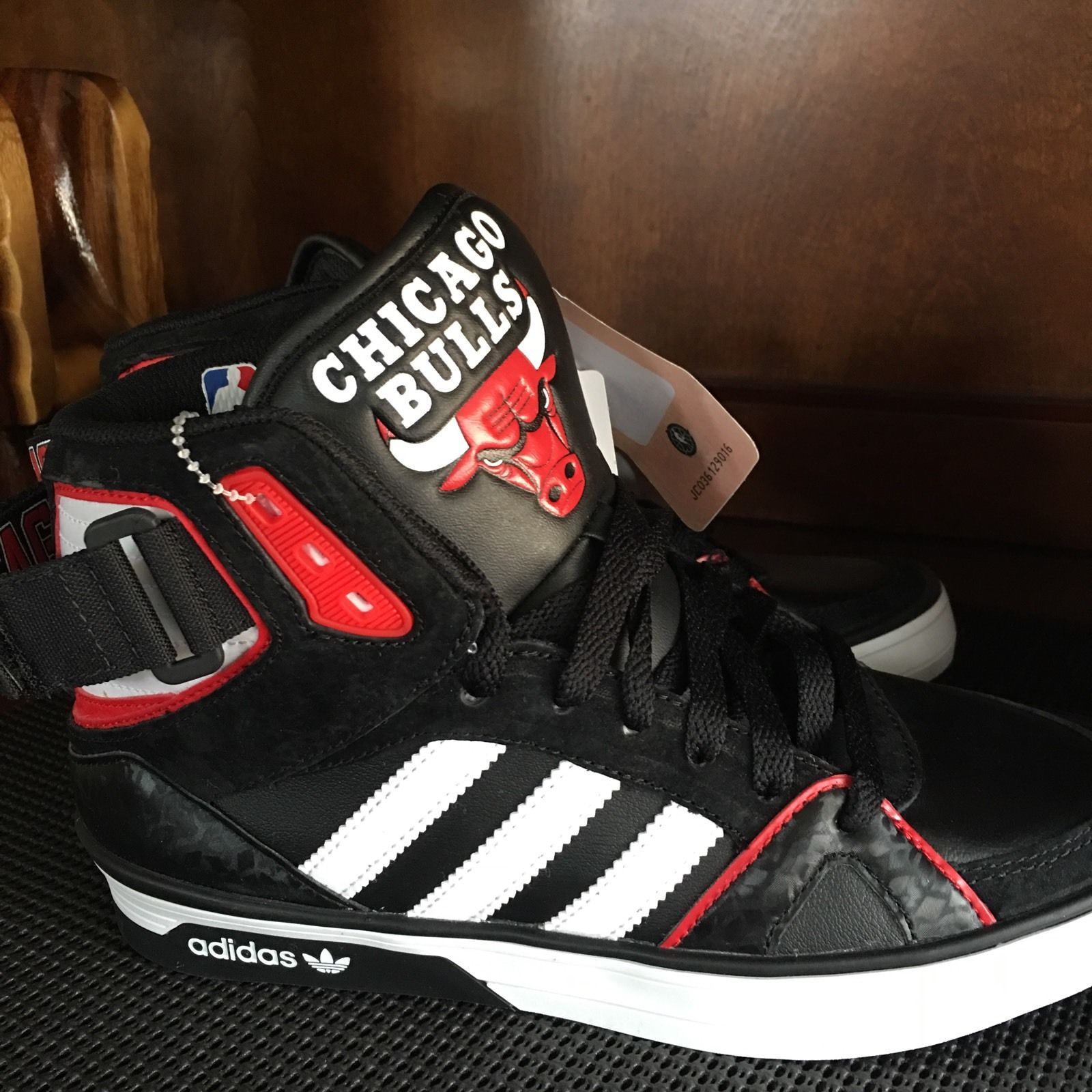 adidas chicago bulls shoes