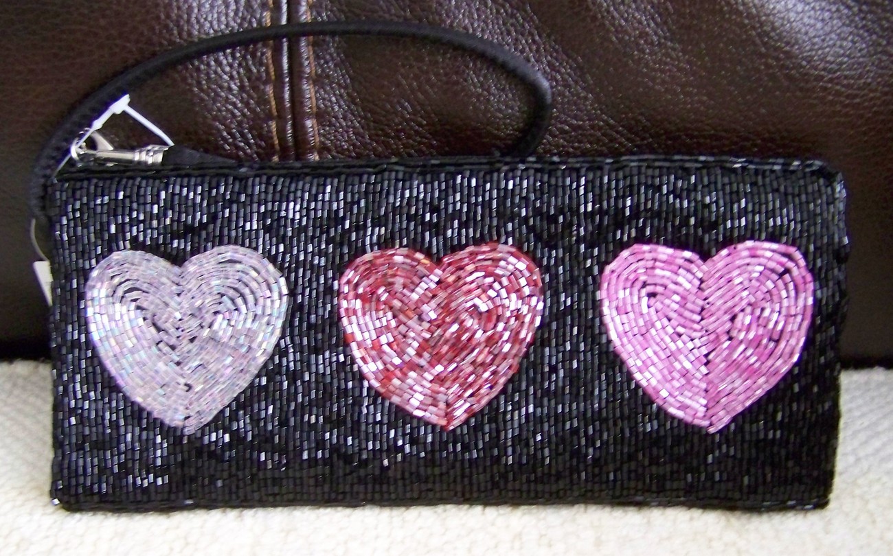 Beaded Hearts Clutch Wristlet Purse Evening Bag Wedding Gift Fashion