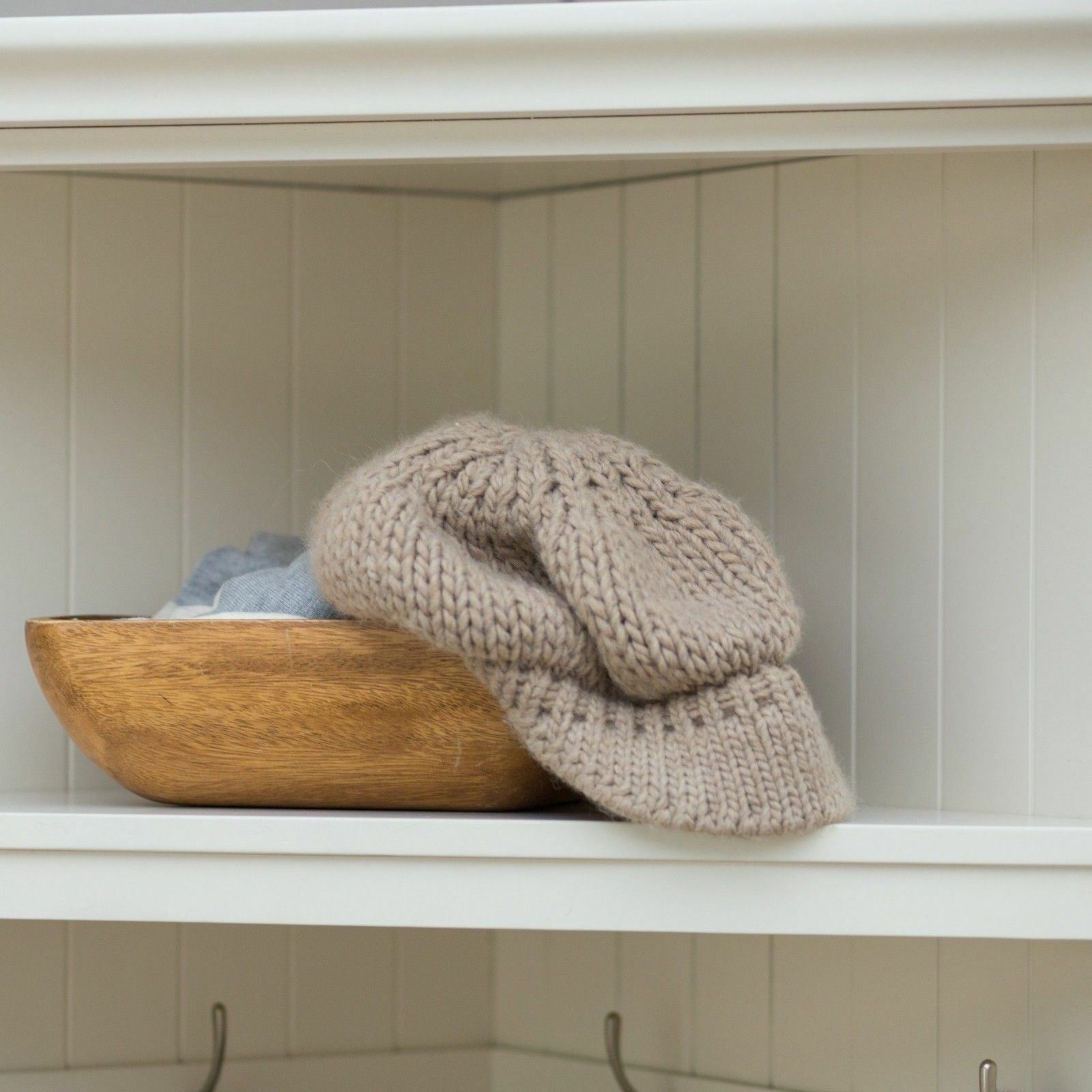 White Finish Wooden Corner Hall Tree Coat Rack Hat Hooks Storage Stand