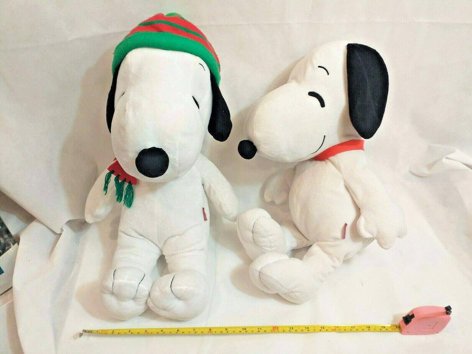 plush christmas snoopy