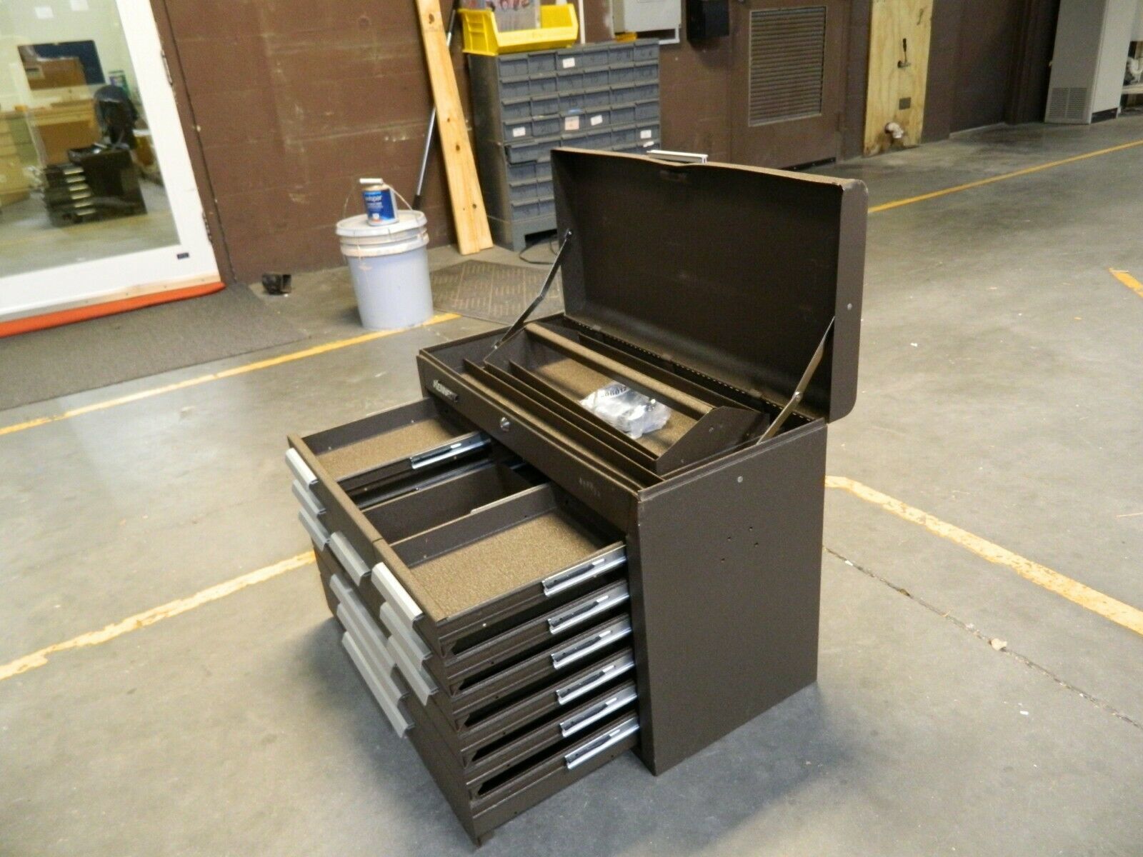 Kennedy Tool Chest 10 Drawer 261/8" Wide x 121/8" Deep x 187/8" High