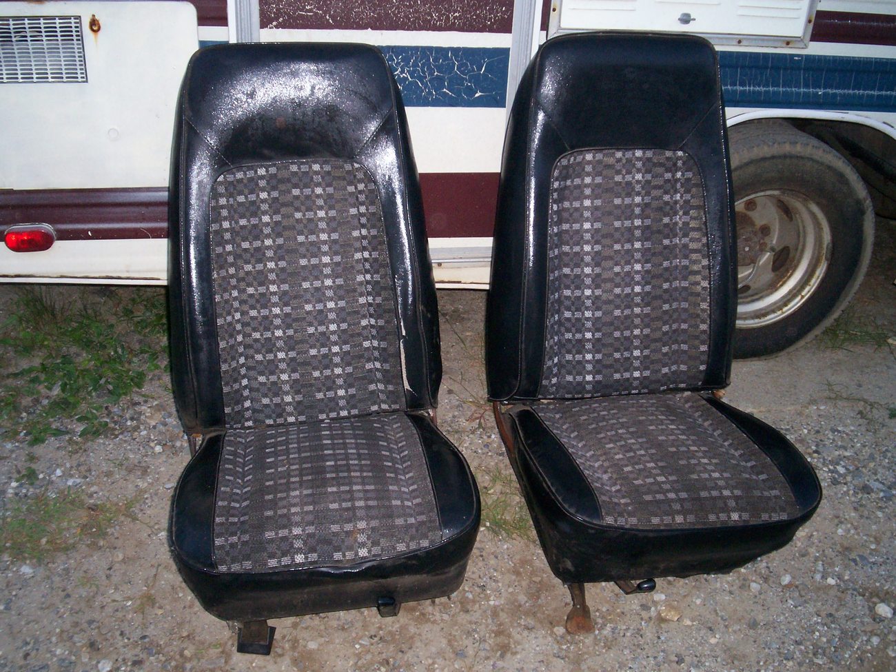 1986 Mustang or Pinto Bucket Seats Vintage Car &amp; Truck Parts