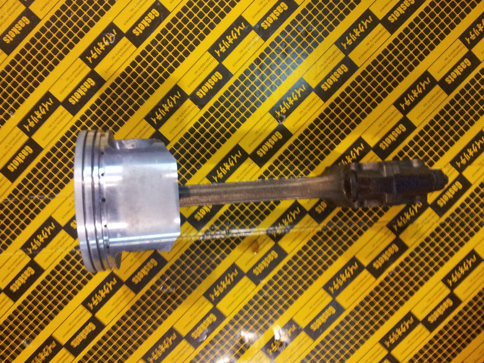 00 01 02 03 04 05 Mitsubishi Eclipse 2.4L SOHC 4g64 OEM Connecting Rod & Piston Pistons, Rings