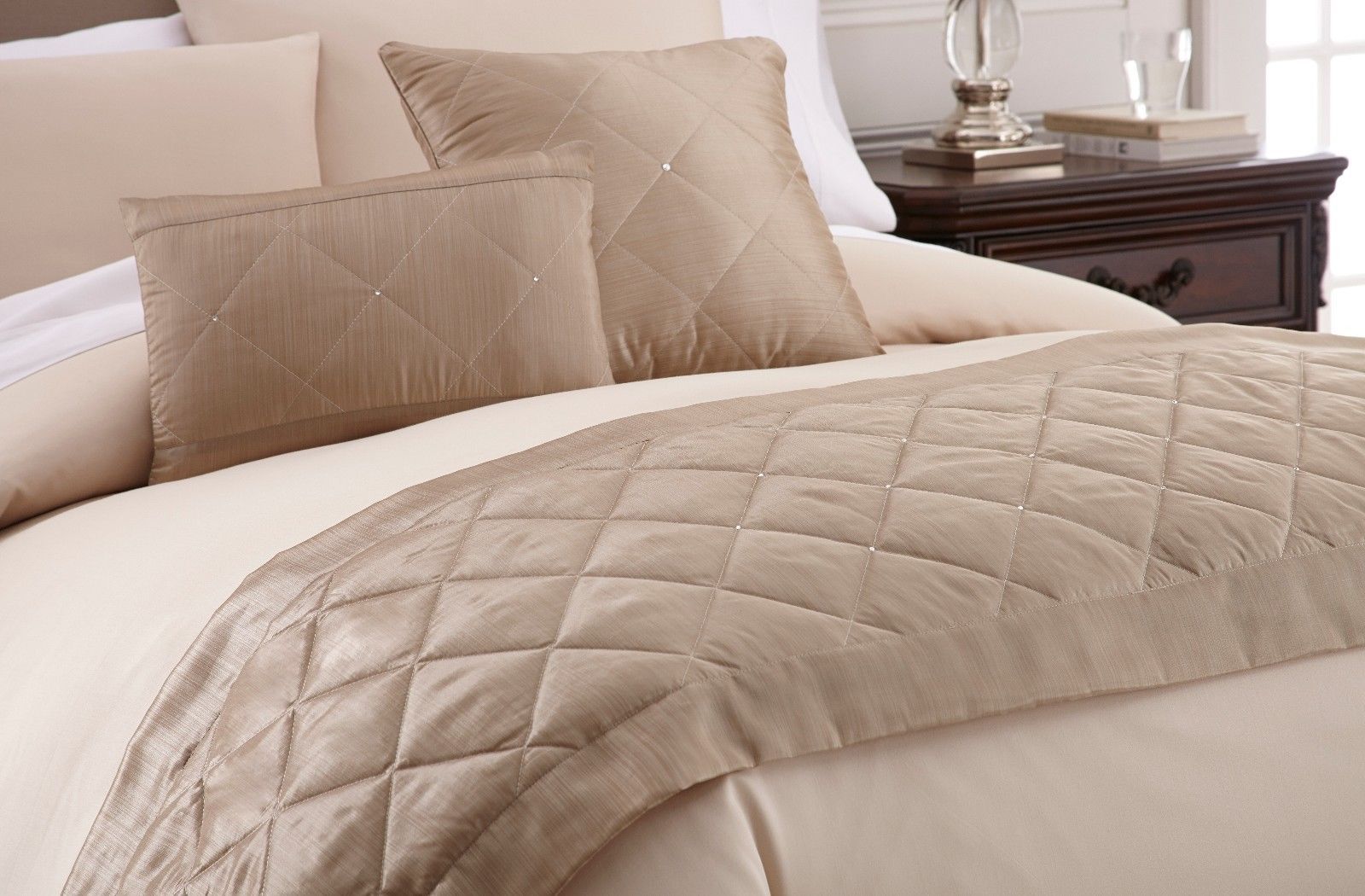 New Queen King Bed Scarf Runner Throw Blanket With Pillows Bedroom