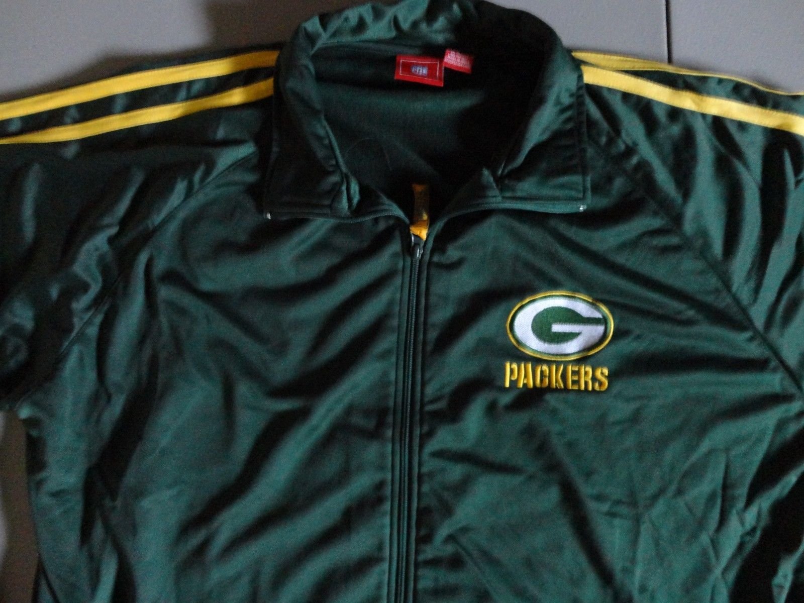 Green Embroidered NFL Green Bay Packers Football Polyester Warmup ...