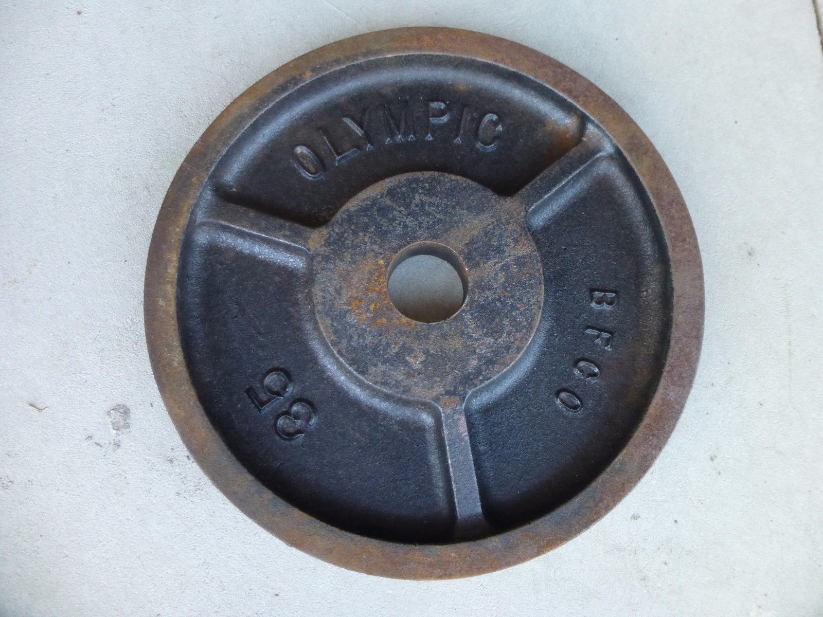 (1) Vintage Olympic 35lb Deep Dish Weights Plates 35 weight set rare