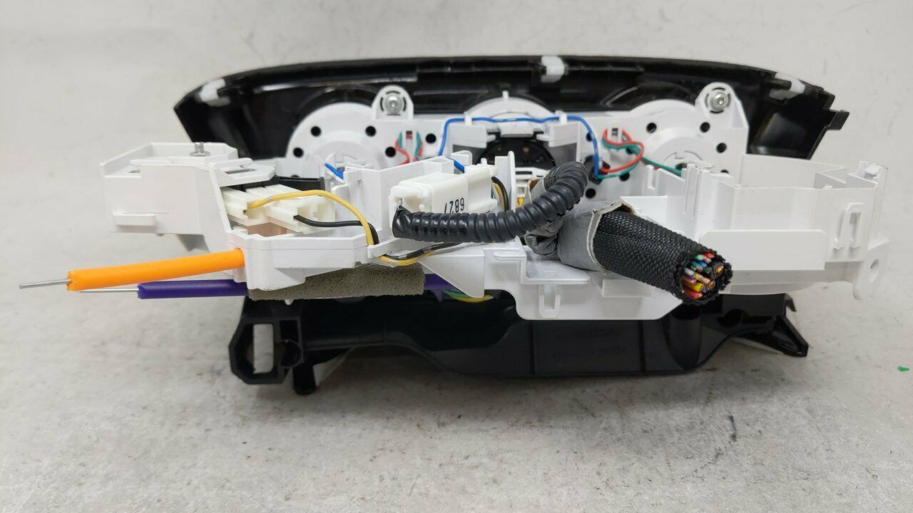 20162019 Honda Hrv Ac Heater Climate Control 51918 A/C & Heater