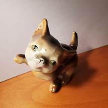 Vintage Tabby Cat Figurine, 1950s 60s, Green Eyes Kitten Holding up Paw, Japan image 4