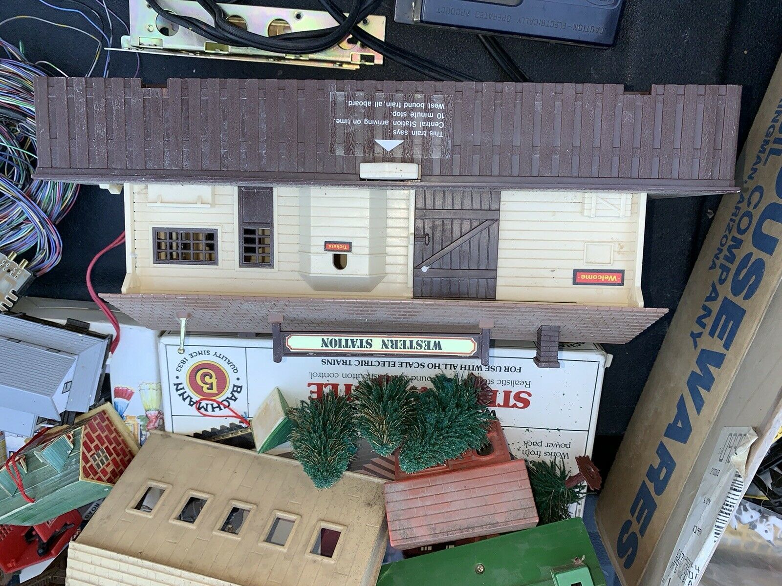 Large Lot HO Scale Building Kits Laser Cut Wood Models Foliage Vehicles