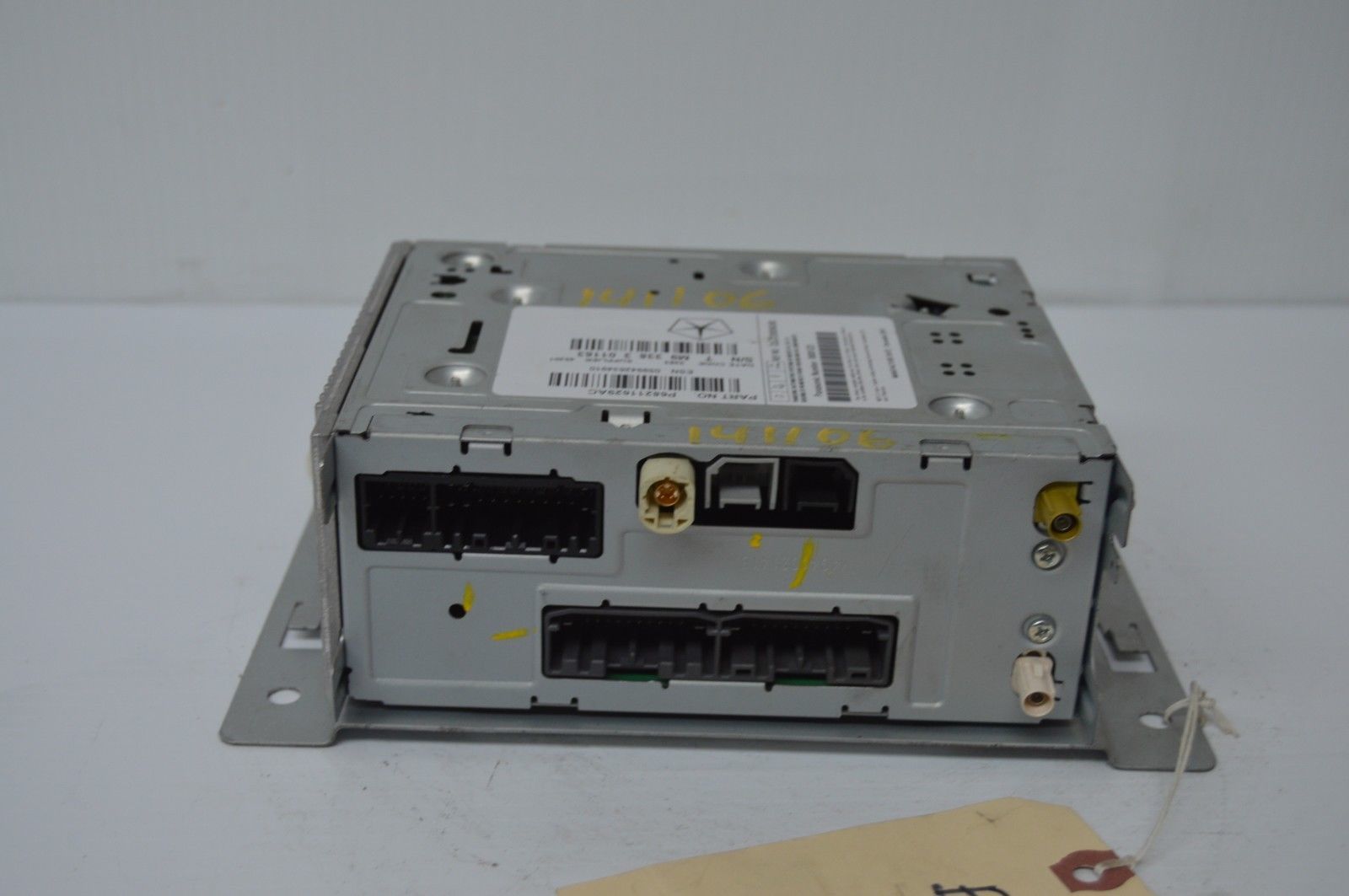 2015 2016 DODGE DART RADIO CD MECHANISM OEM RADIO P68211629AC TESTED