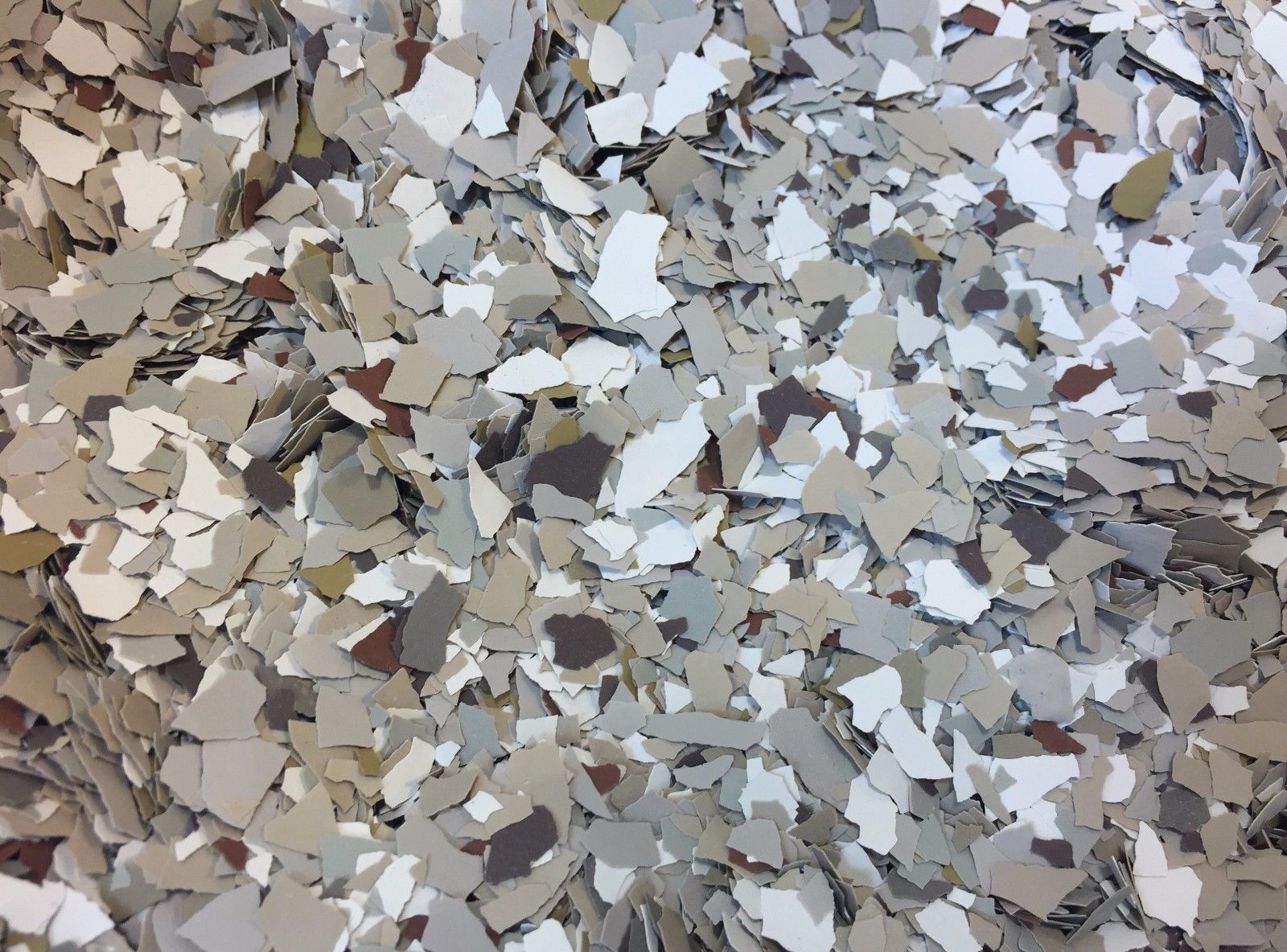Colored Flakes Color Vinyl Chips For Dura Kote Epoxy Floor Coating