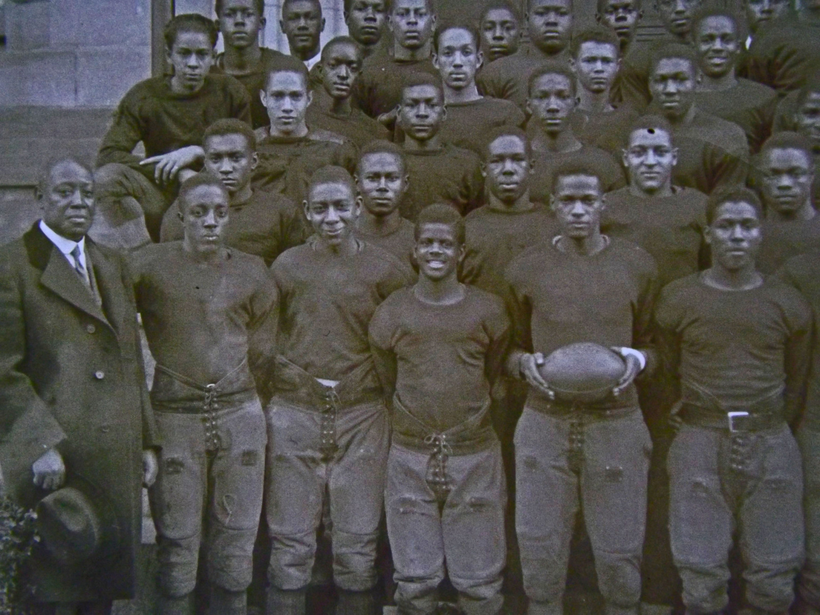 1931 Photograph of all African American College Football Team, 6.5